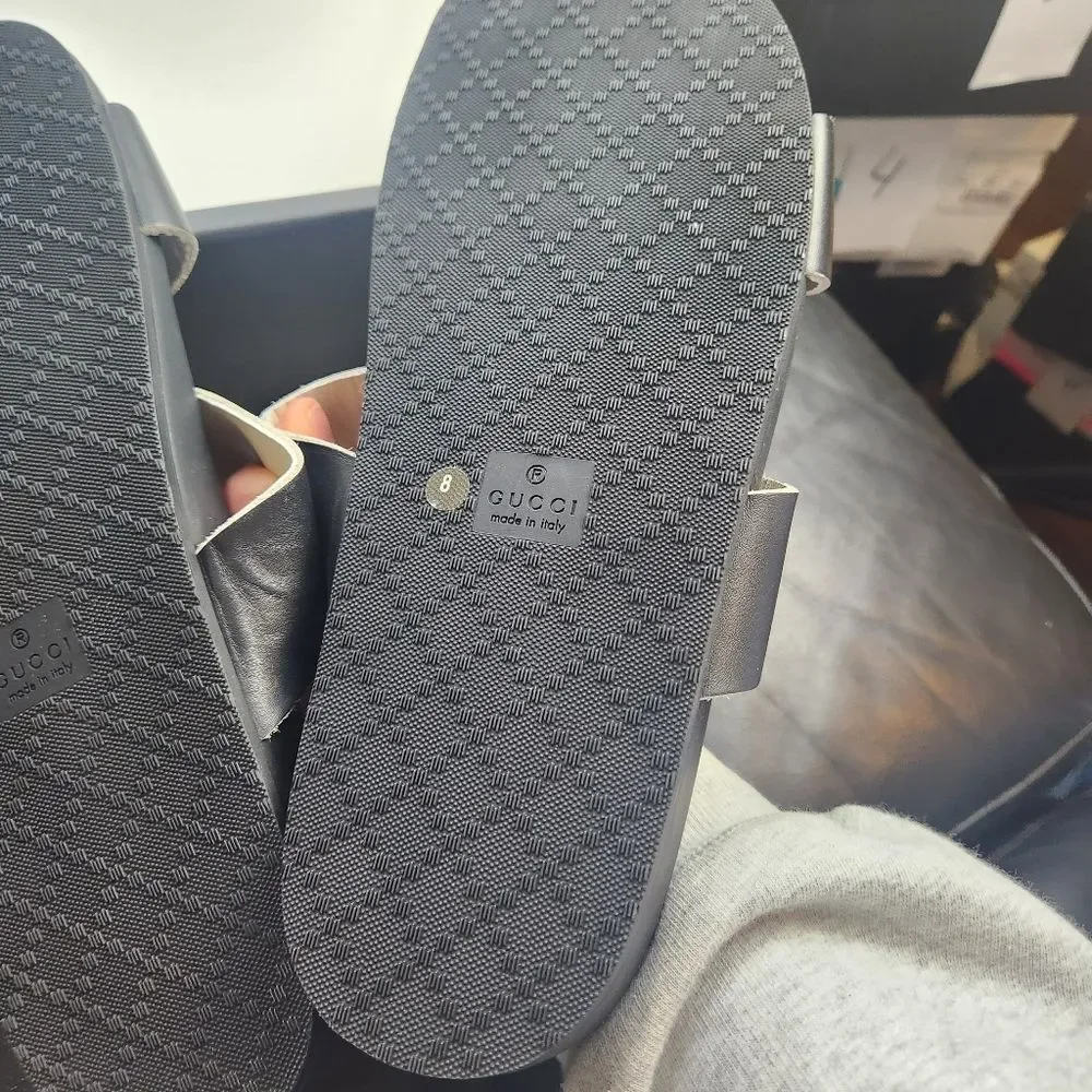 GUCCI SANDALS size 8 BNWB with defect - Picture 5 of 6